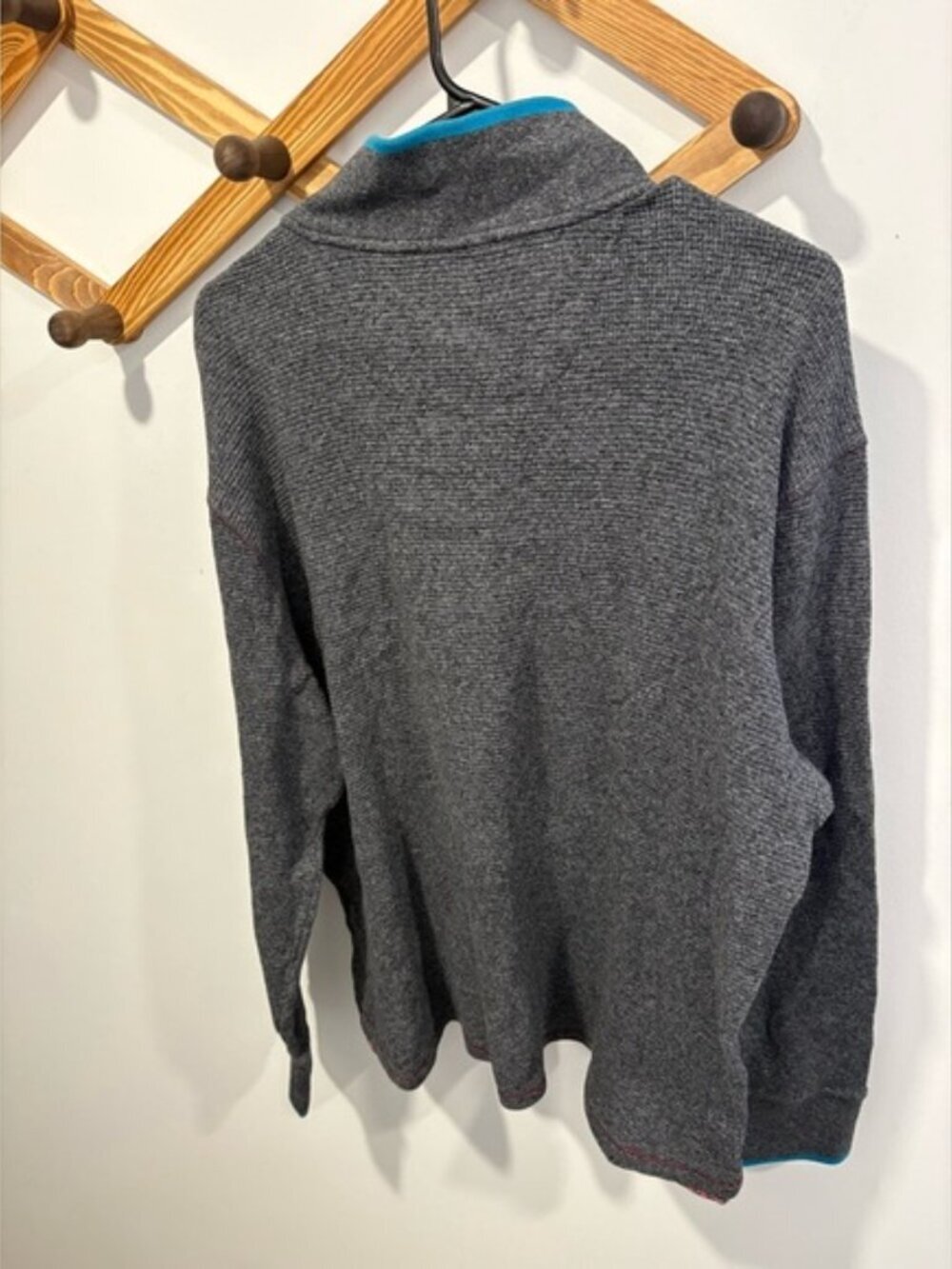 Robert Graham XL Men's Charcoal Ribbed 1/2 Zip Pullover Sweater - EXC Condition - Picture 8 of 9